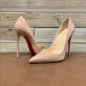 Christian Louboutin So Kate Pumps Nude
